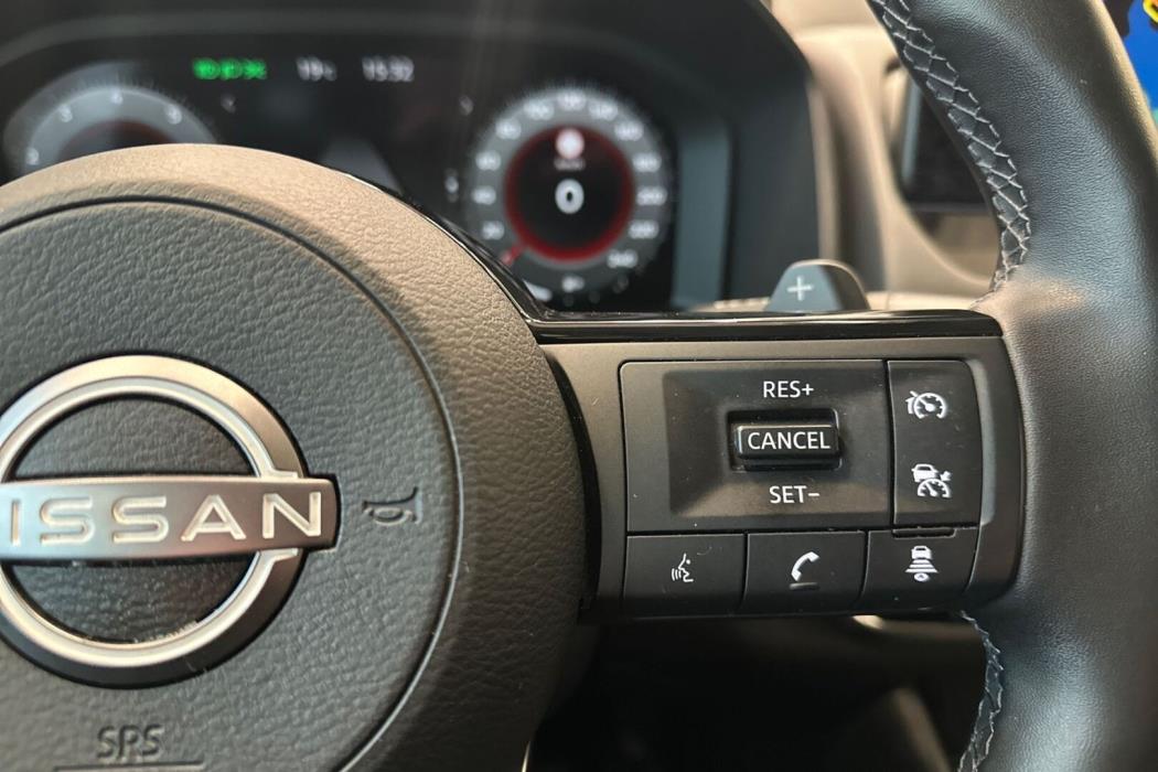 NISSAN Qashqai 2024