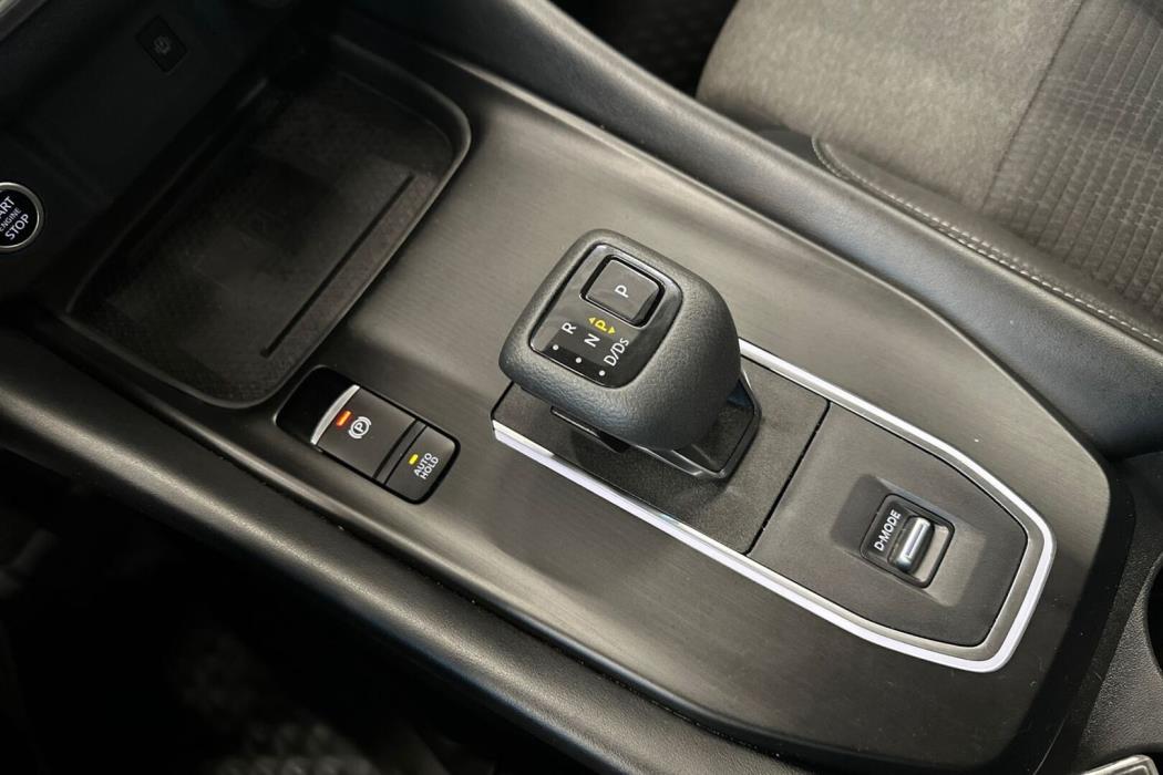 NISSAN Qashqai 2024