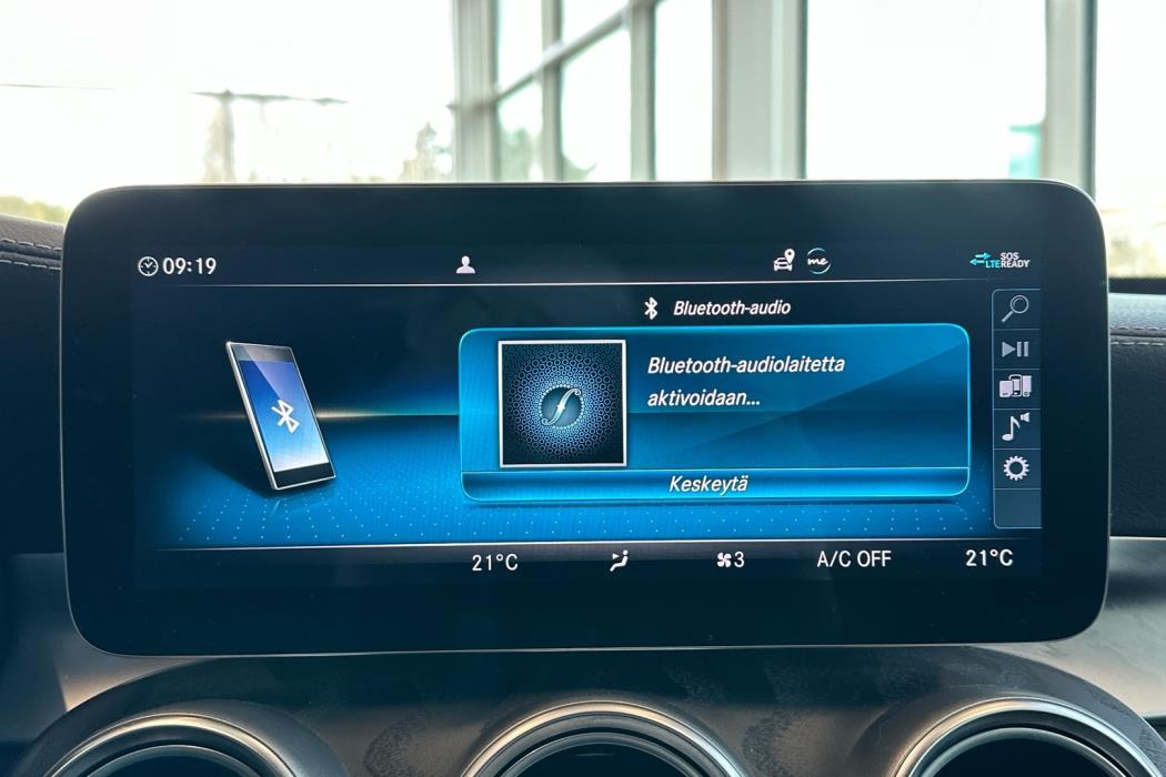 MERCEDES-BENZ C 2021
