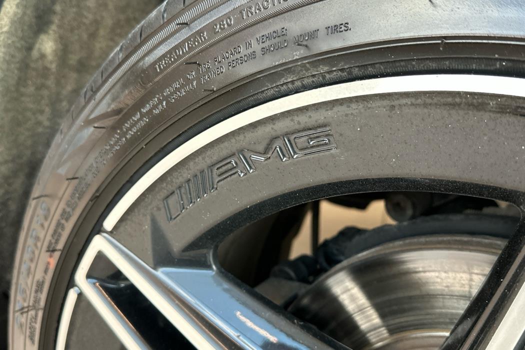 MERCEDES-BENZ C 2021