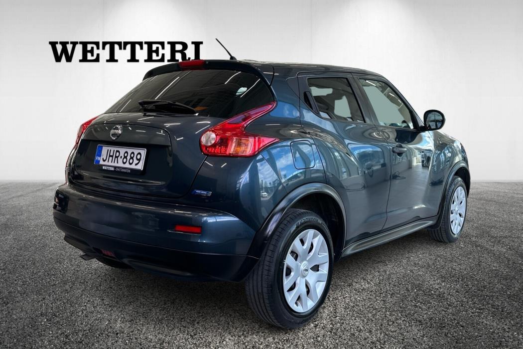 NISSAN Juke 2011