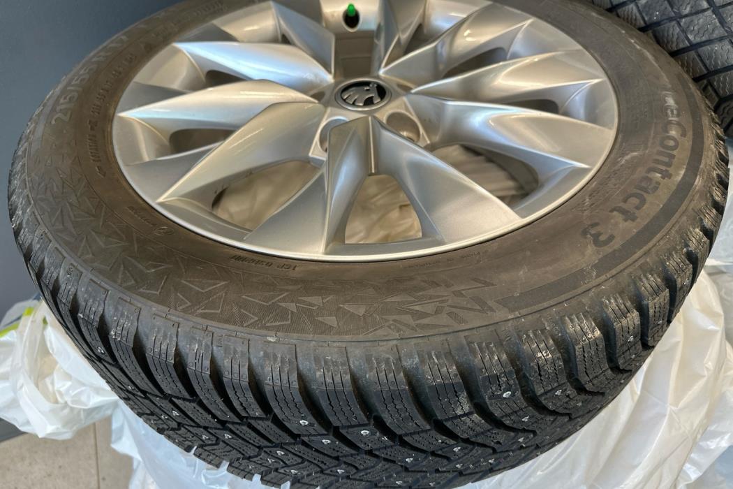 SKODA Superb 2024