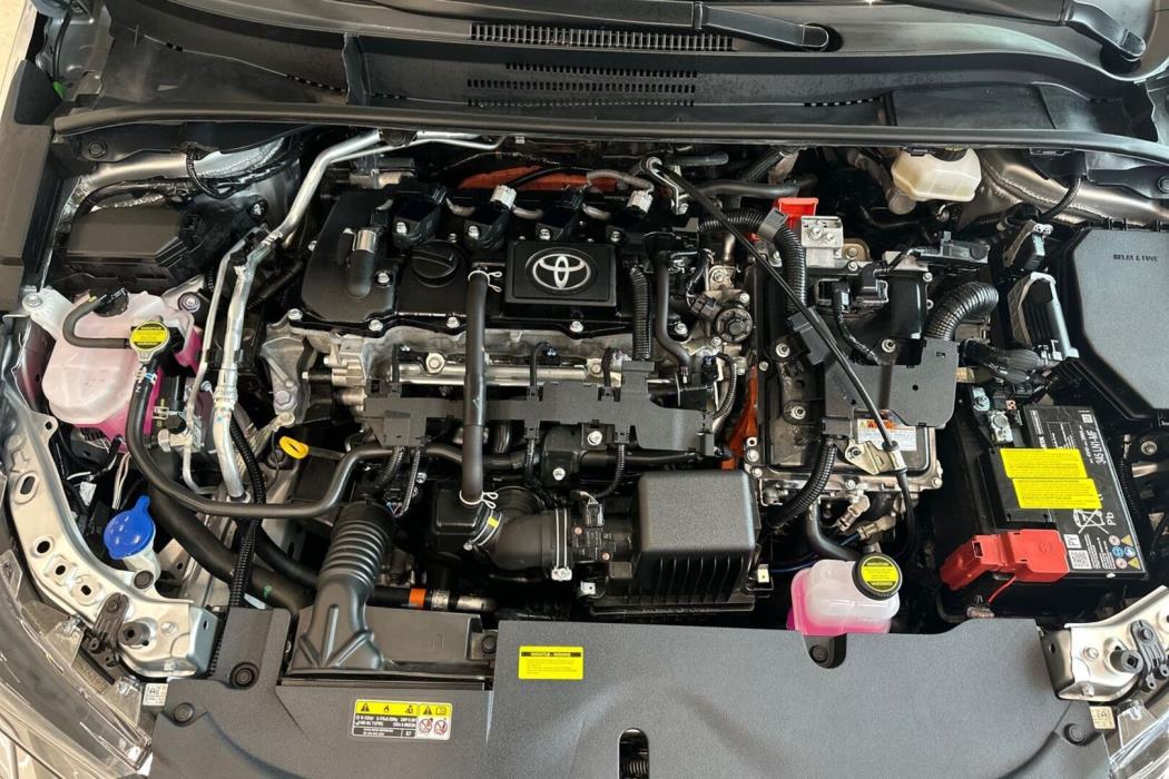 TOYOTA Corolla 2025