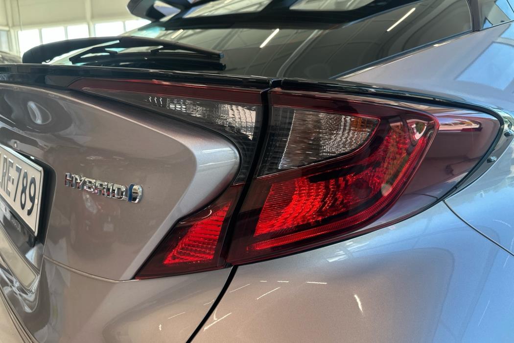 TOYOTA C-HR 2022