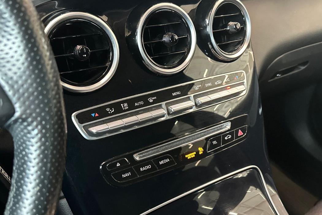 MERCEDES-BENZ GLC 2016