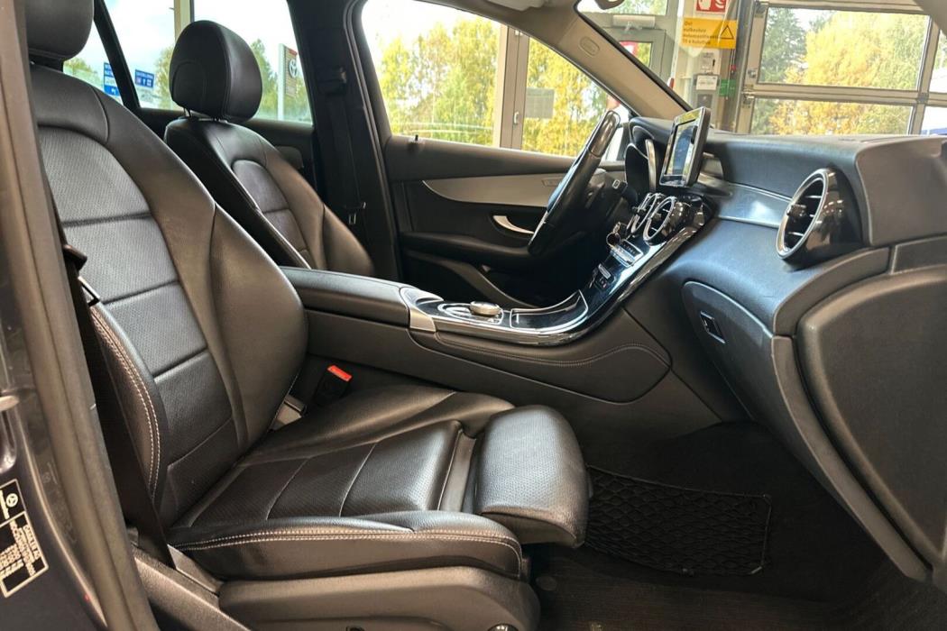 MERCEDES-BENZ GLC 2016