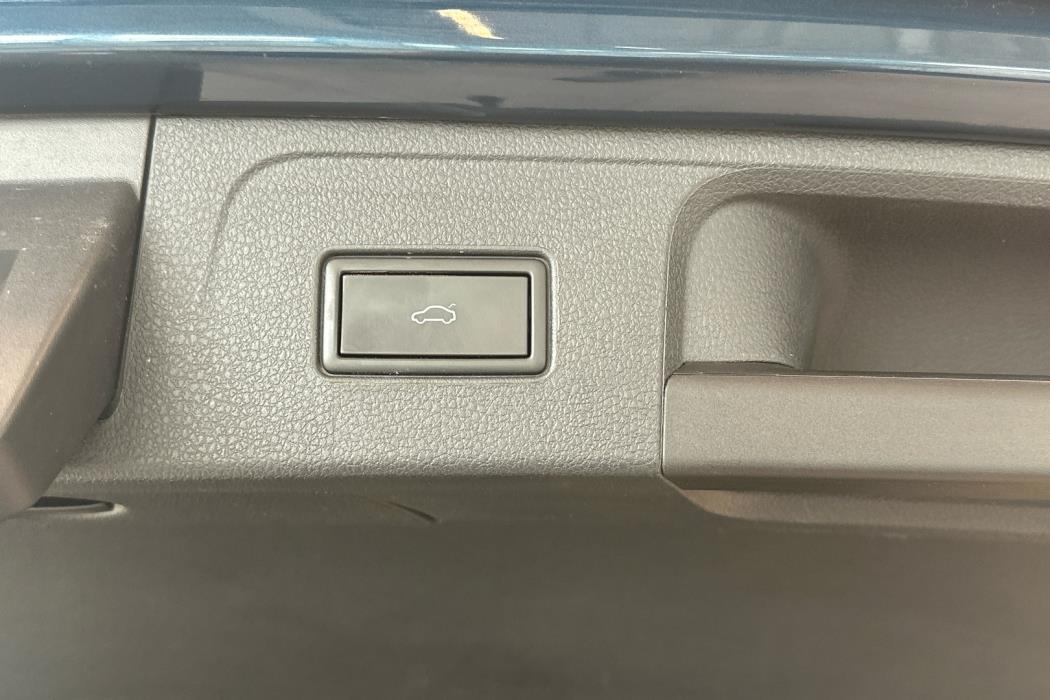 VOLKSWAGEN Passat 2021