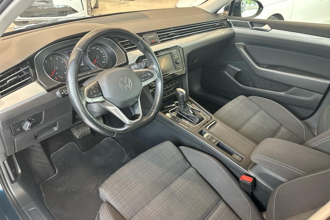 VOLKSWAGEN Passat 2021