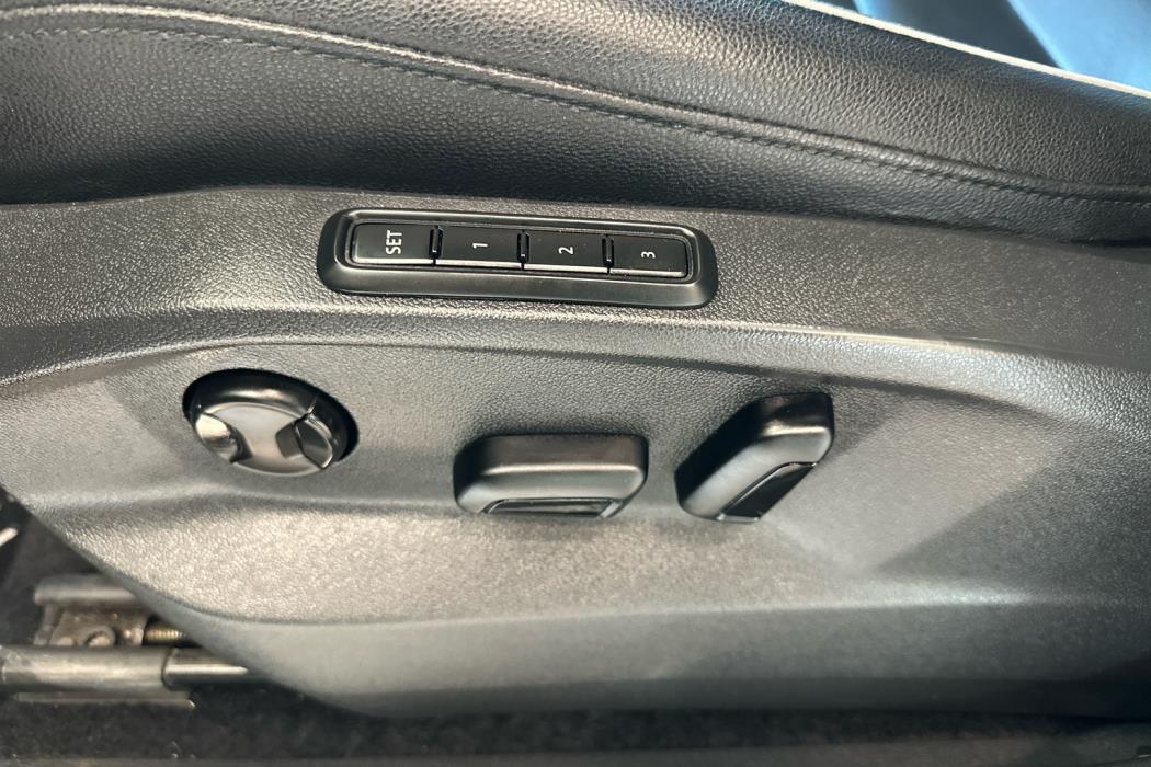 VOLKSWAGEN Tiguan 2016