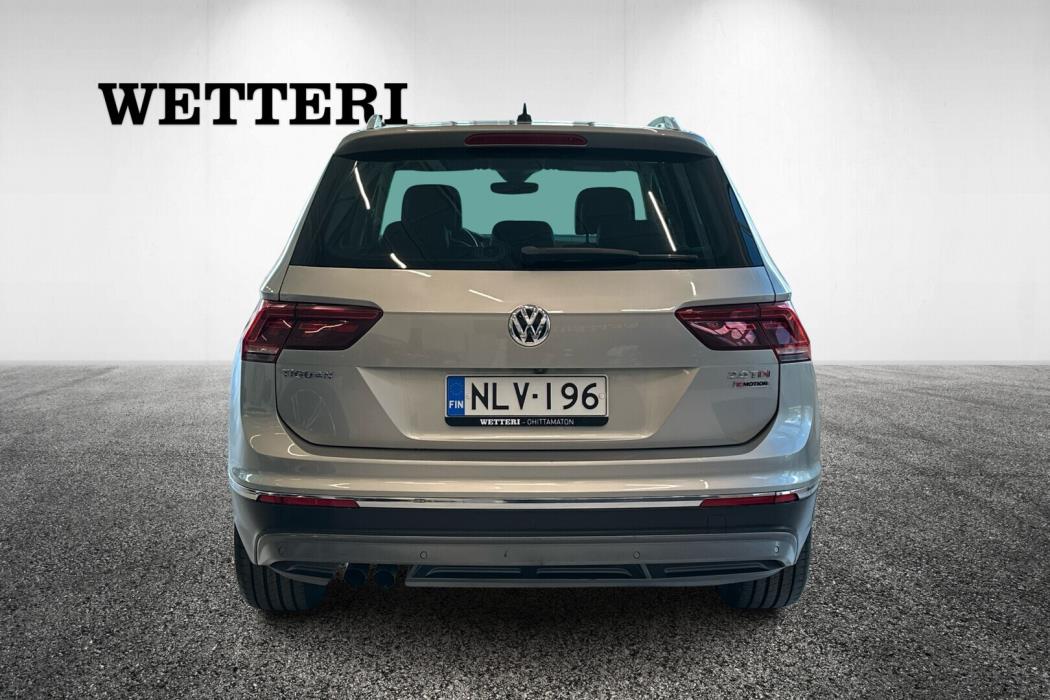 VOLKSWAGEN Tiguan 2016