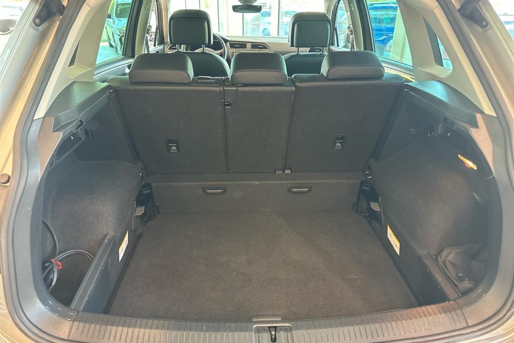 VOLKSWAGEN Tiguan 2016