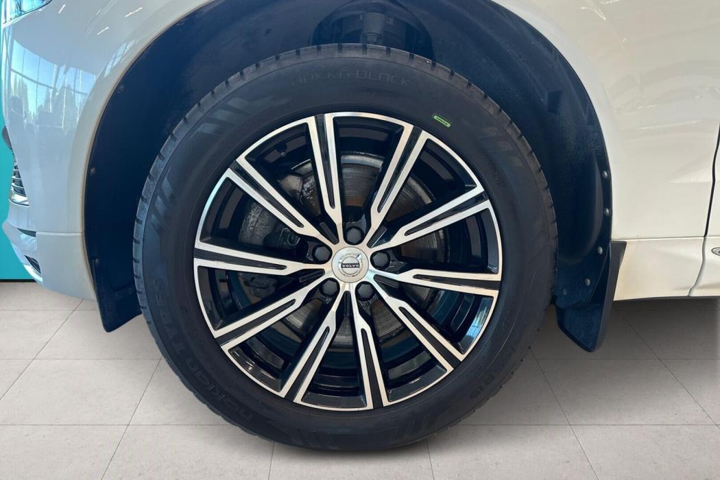 VOLVO XC60 2018