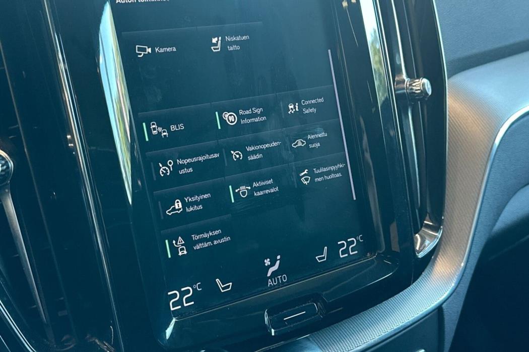 VOLVO XC60 2018