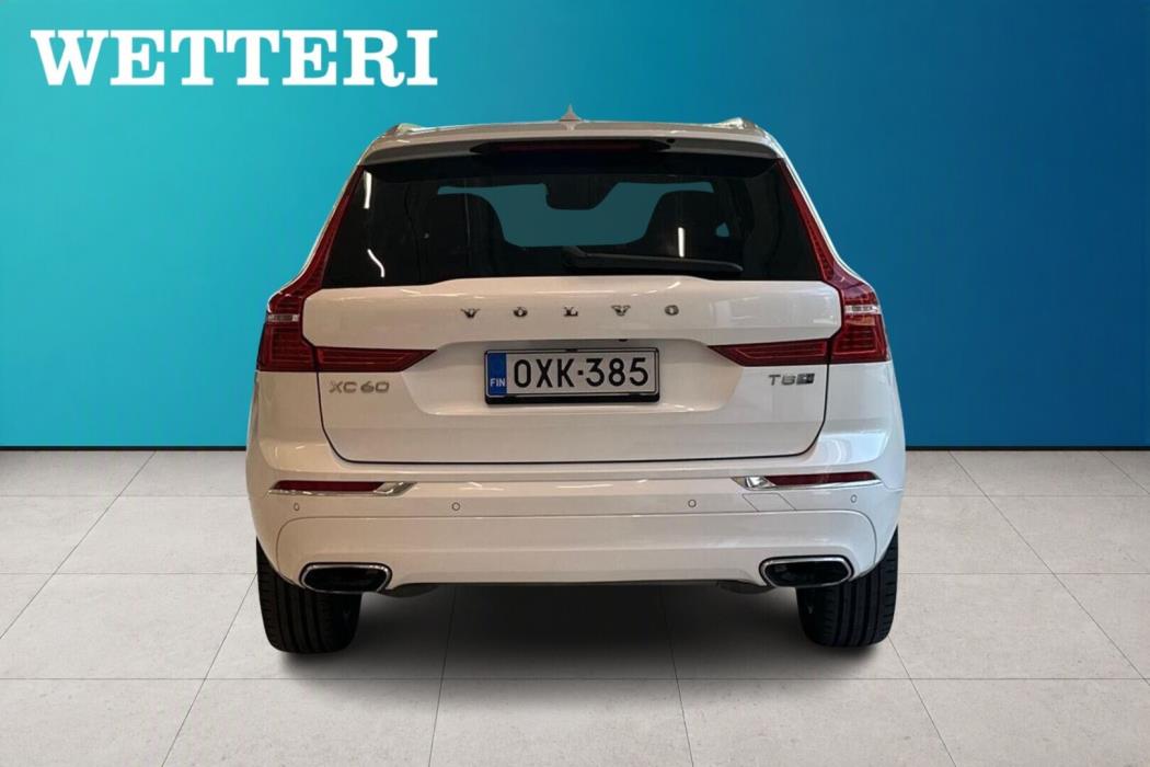 VOLVO XC60 2018