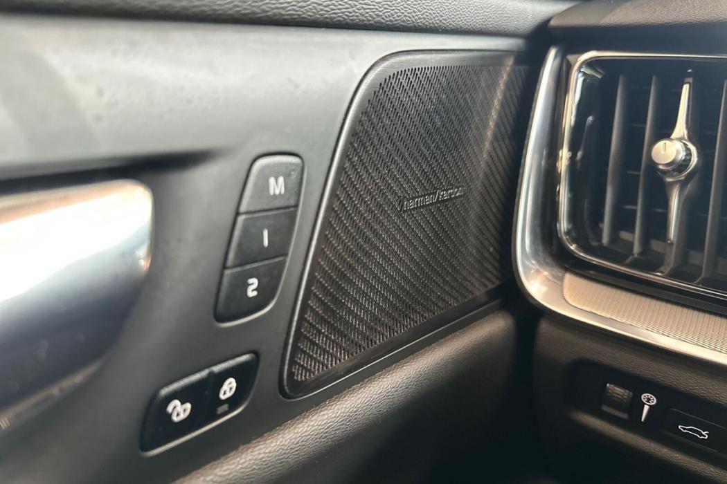VOLVO S60 2019