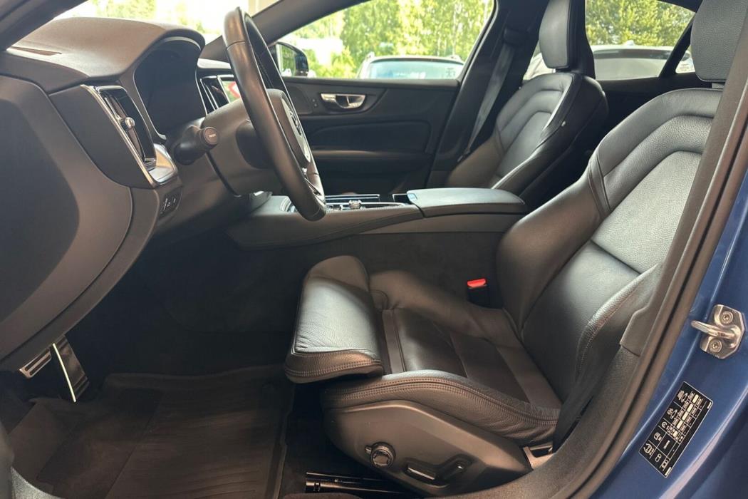 VOLVO S60 2019