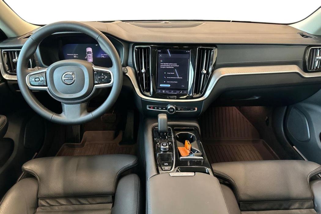 VOLVO V60 2024