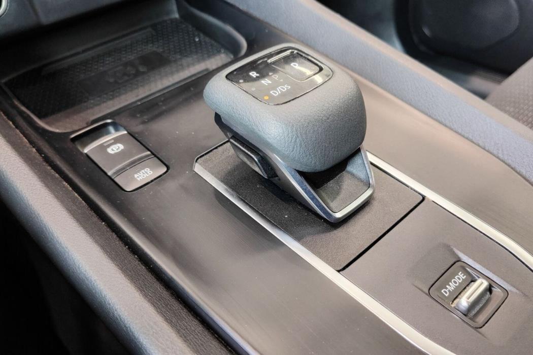 NISSAN Qashqai 2024
