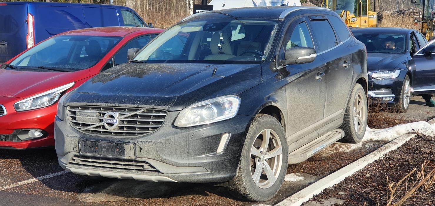 VOLVO XC60 2017