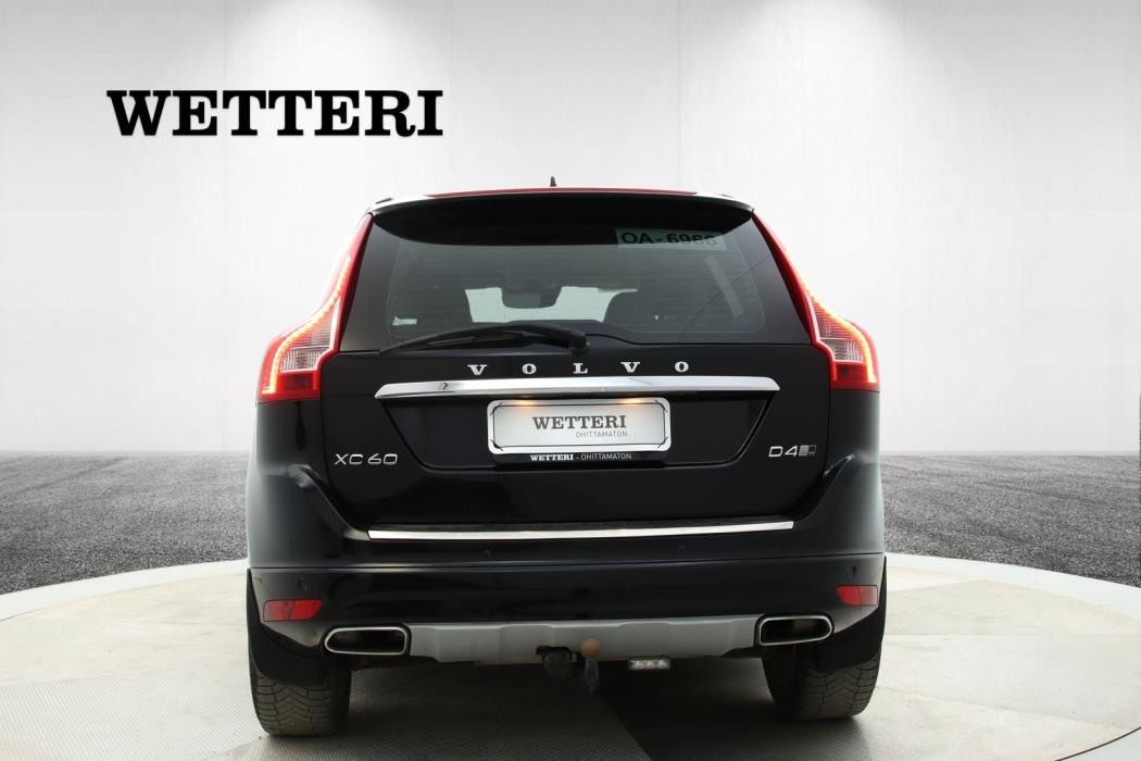 VOLVO XC60 2017