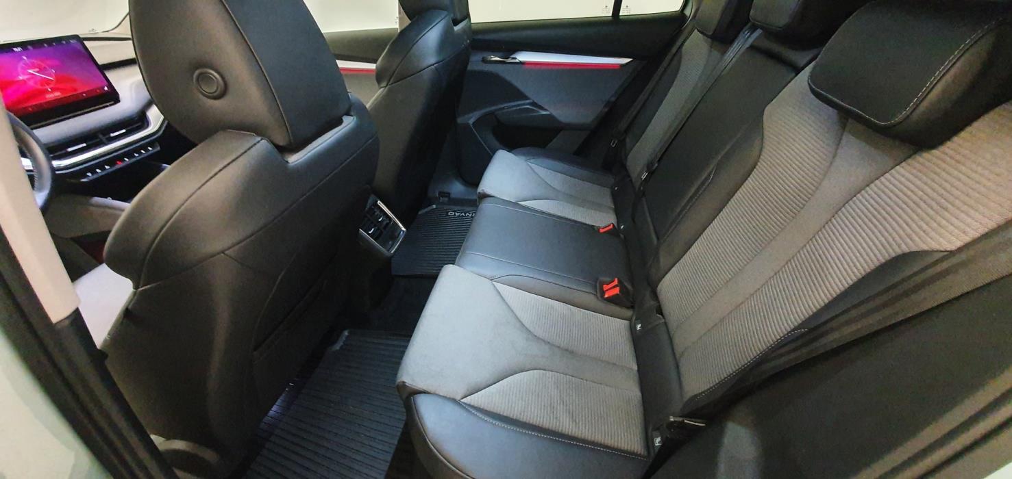 SKODA Enyaq 2023