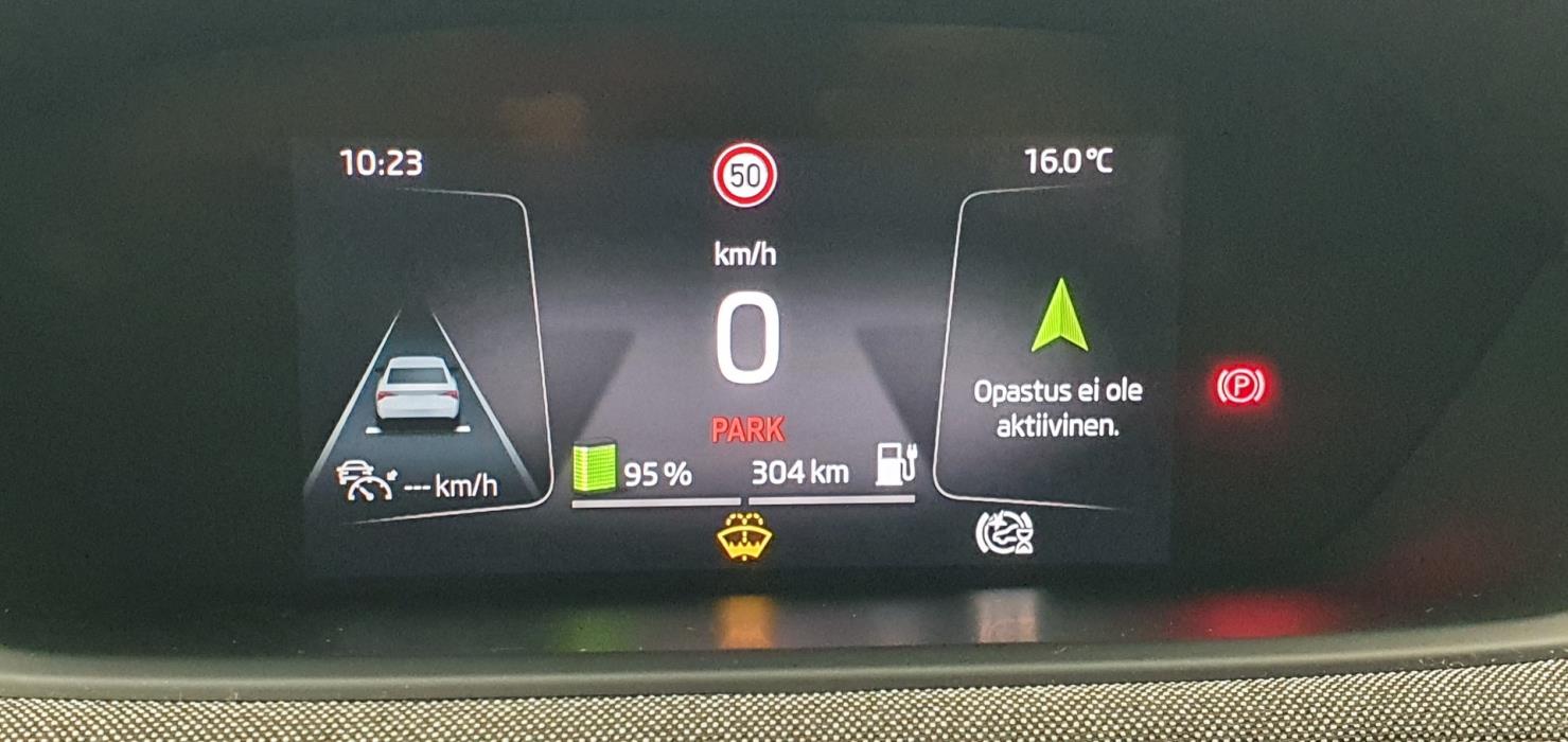 SKODA Enyaq 2023