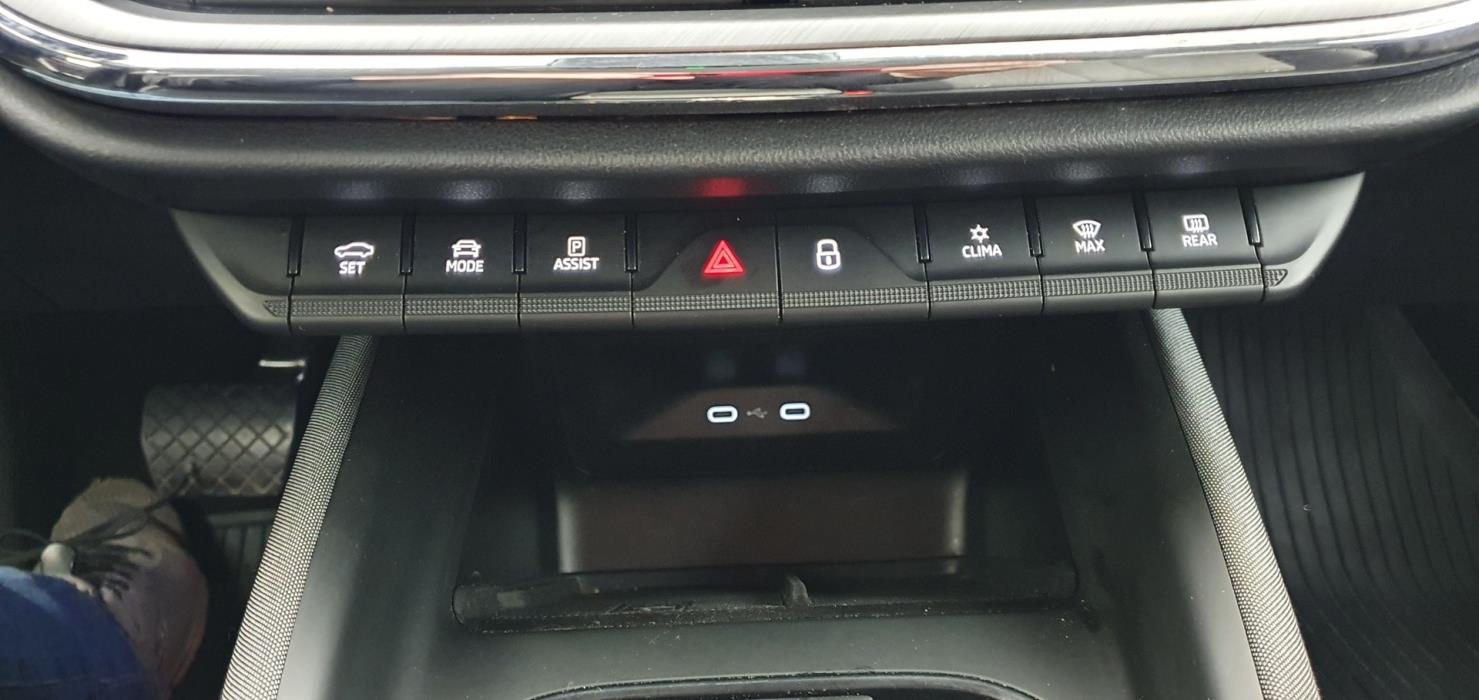 SKODA Enyaq 2023