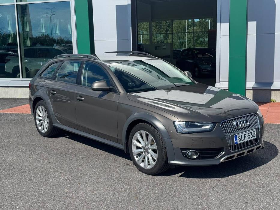 AUDI A4 allroad quattro 2014