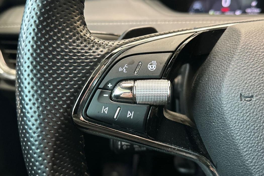 SKODA Enyaq 2022