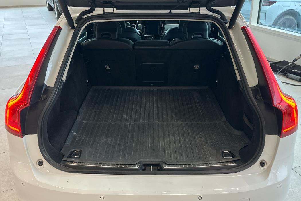 VOLVO V90 2018