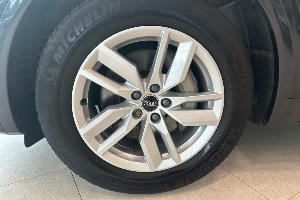 AUDI Q5 2021