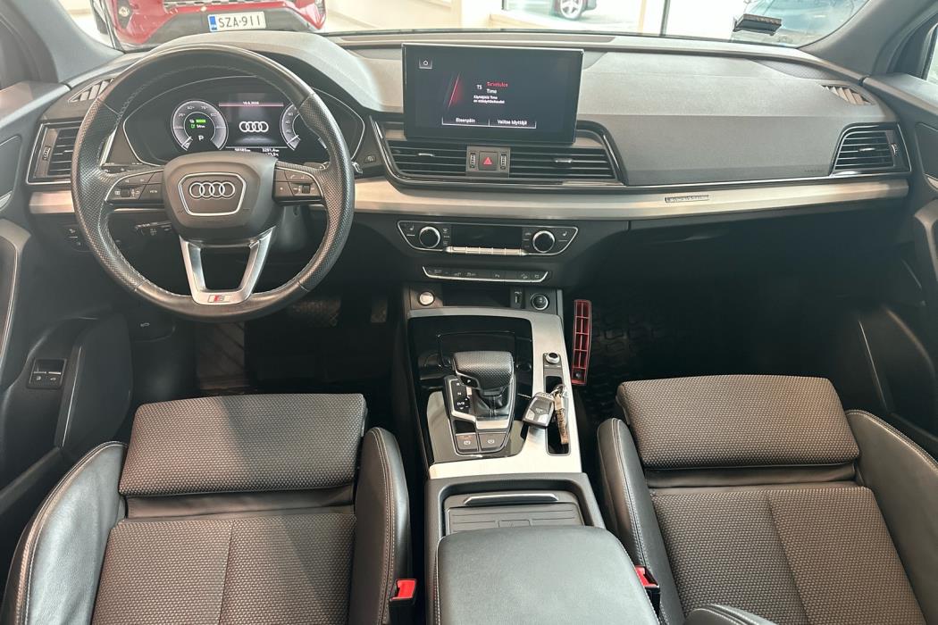 AUDI Q5 2021