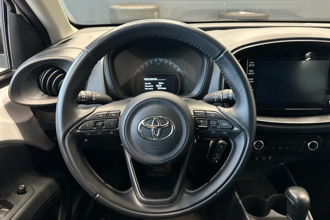 TOYOTA Aygo X 2023