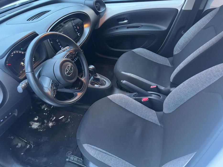 TOYOTA Aygo X 2023