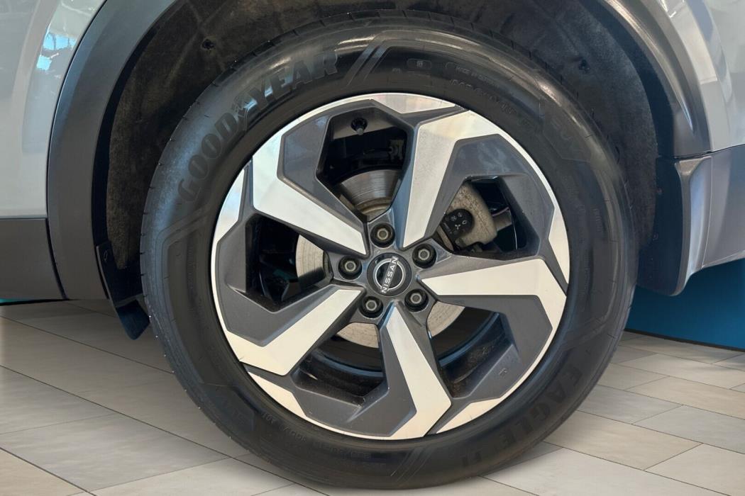 NISSAN QASHQAI 2024