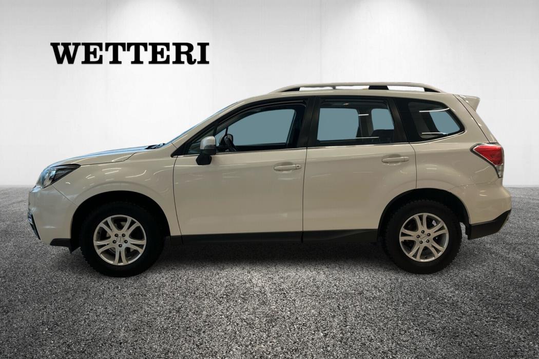 SUBARU Forester 2018