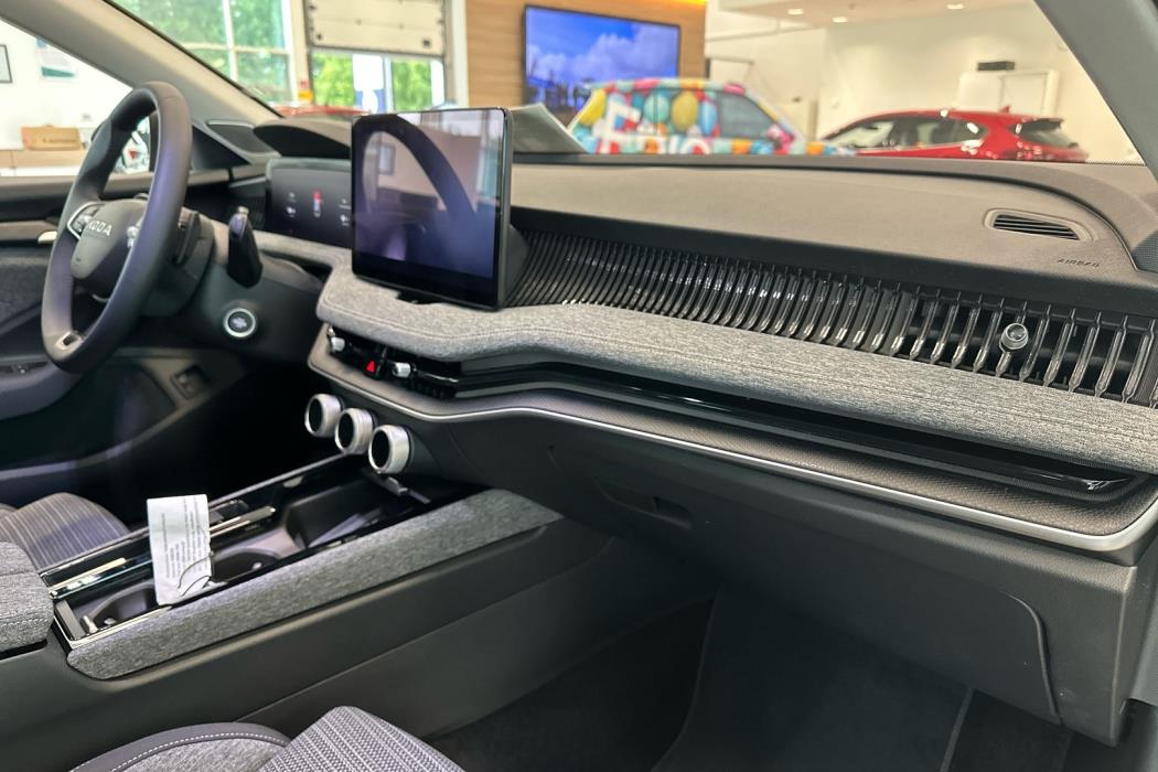 SKODA Superb 2026
