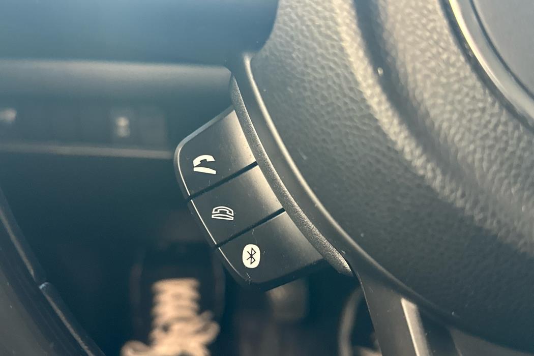 SUZUKI Swift 2017