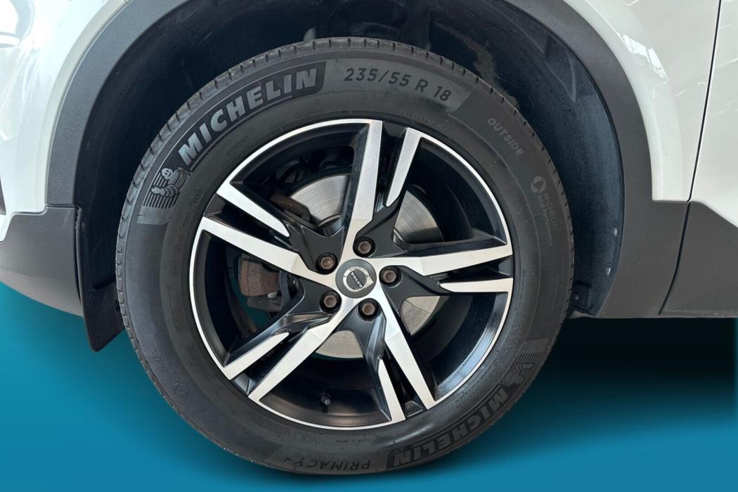 VOLVO XC40 2018