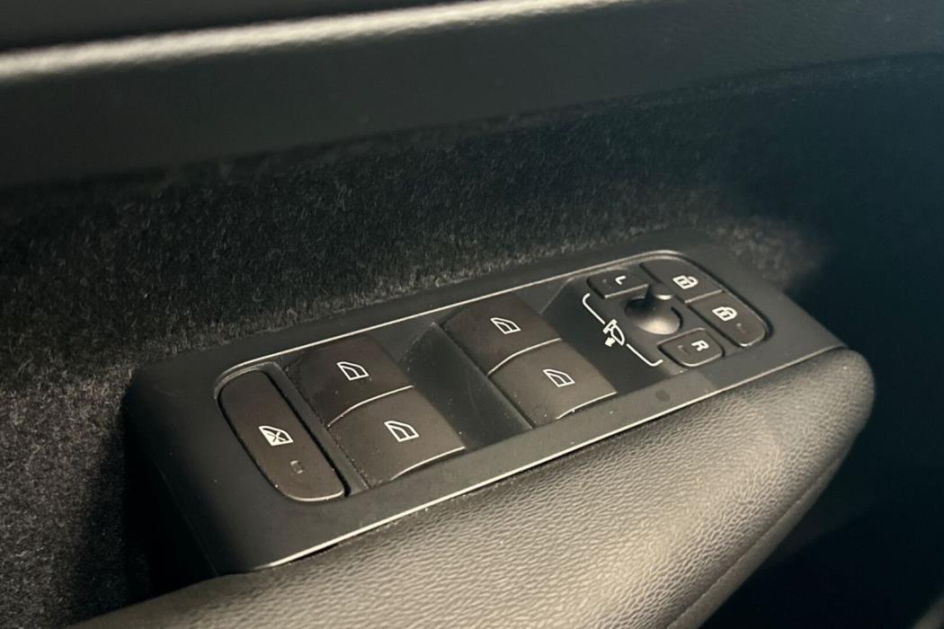 VOLVO XC40 2018