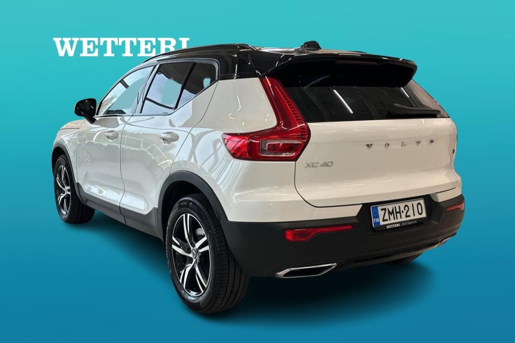 VOLVO XC40 2018