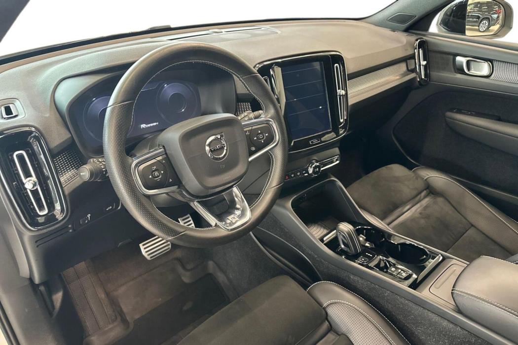 VOLVO XC40 2018