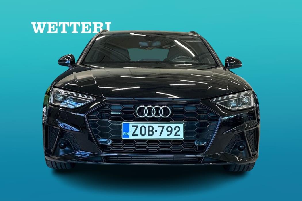 AUDI A4 2022