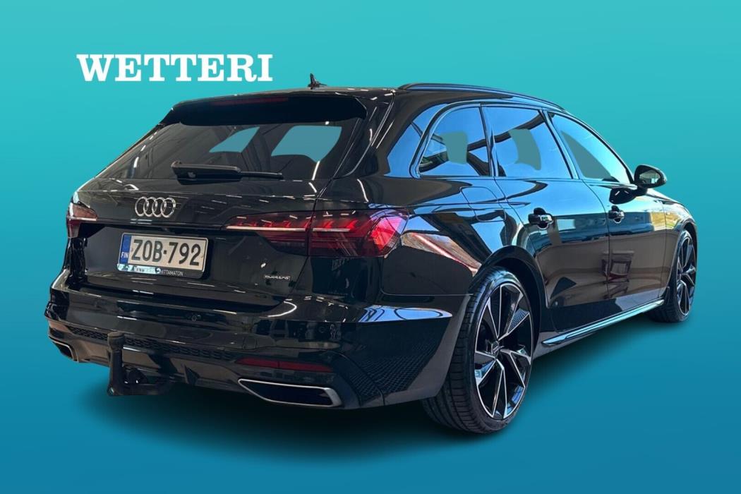 AUDI A4 2022