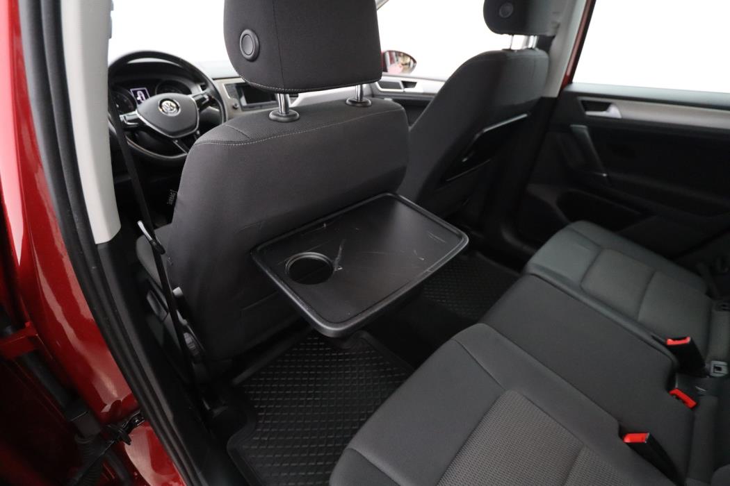 VOLKSWAGEN Golf Sportsvan 2015