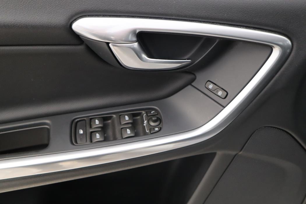 VOLVO S60 Cross Country 2018