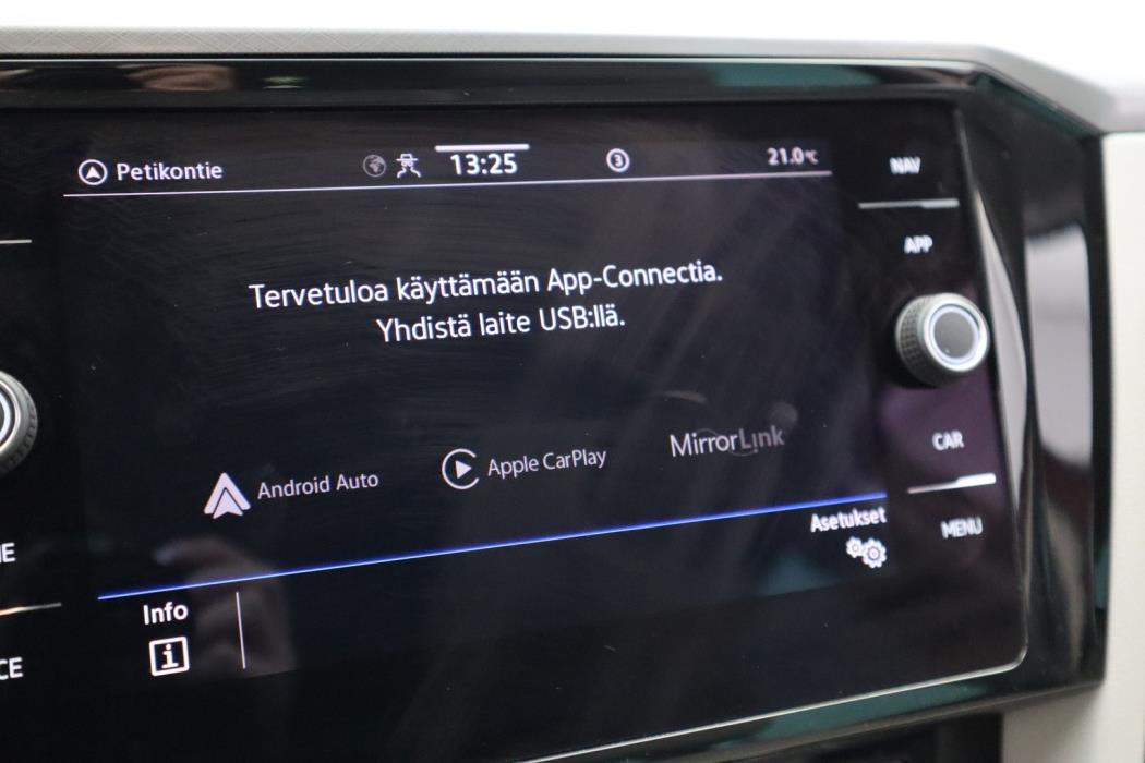 VOLKSWAGEN Passat 2021