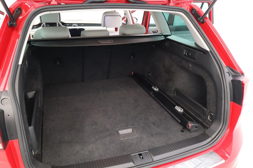 VOLKSWAGEN Passat 2021