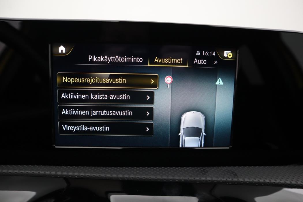 MERCEDES-BENZ A 2021