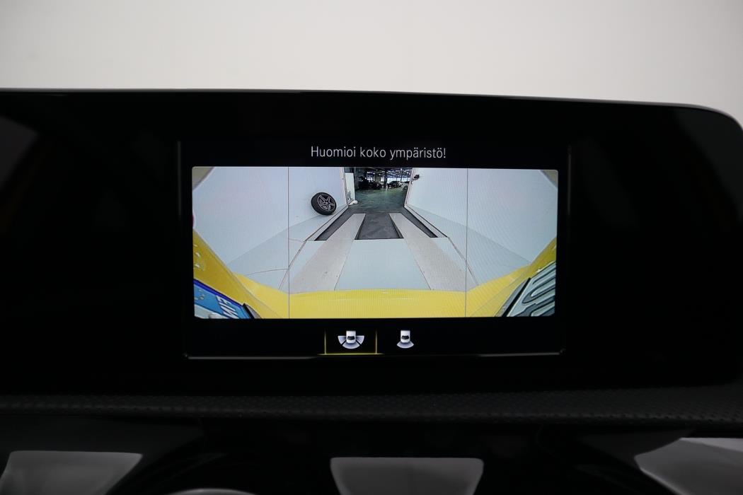 MERCEDES-BENZ A 2021